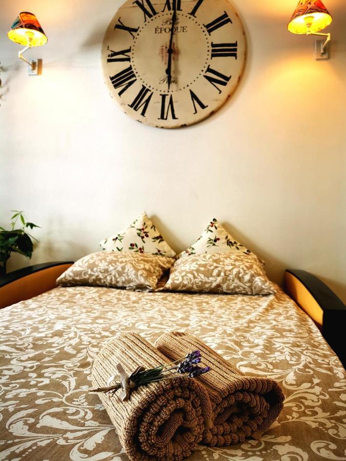 Charming Portuguese Style Apartment, For Rent "Vida A Portuguesa", "Sardinha" Alojamento Local Portimao Bagian luar foto