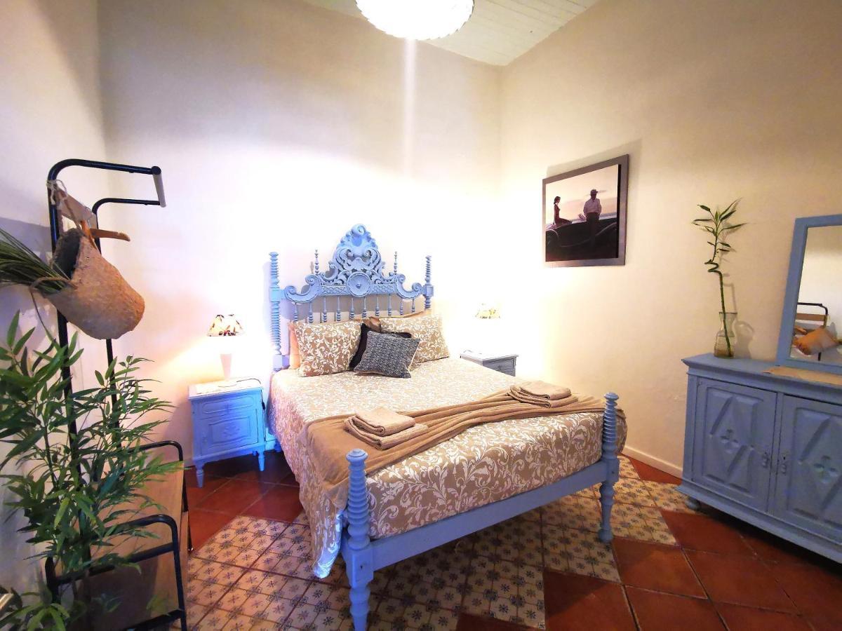 Charming Portuguese Style Apartment, For Rent "Vida A Portuguesa", "Sardinha" Alojamento Local Portimao Bagian luar foto